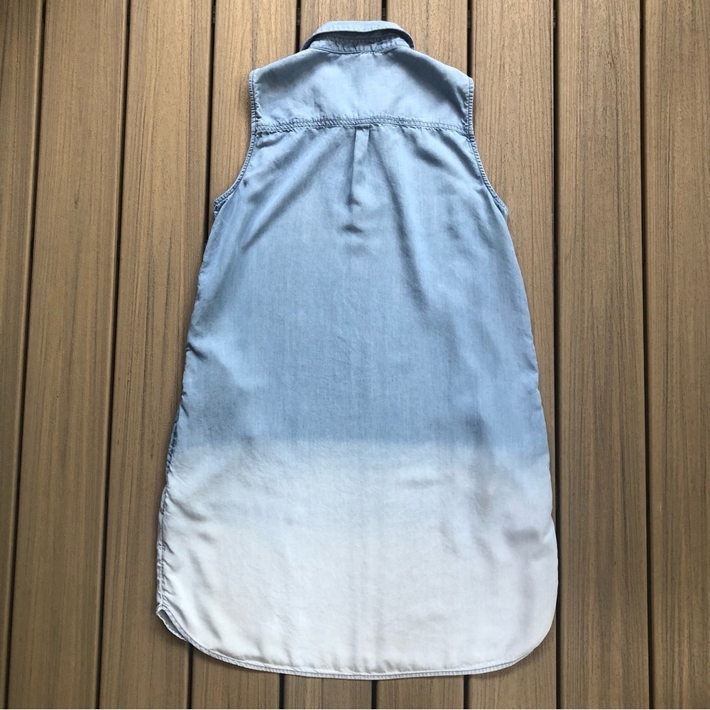 beachlunchlounge Light Blue to White Ombre Sleeveless Chambray Dress - Picture 4 of 10